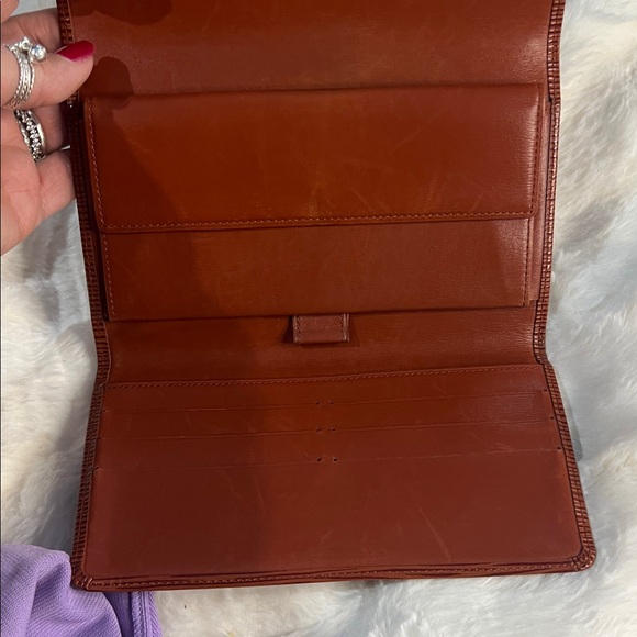 Louis Vuitton Rich Brown Epi long Wallet - Picture 3 of 12
